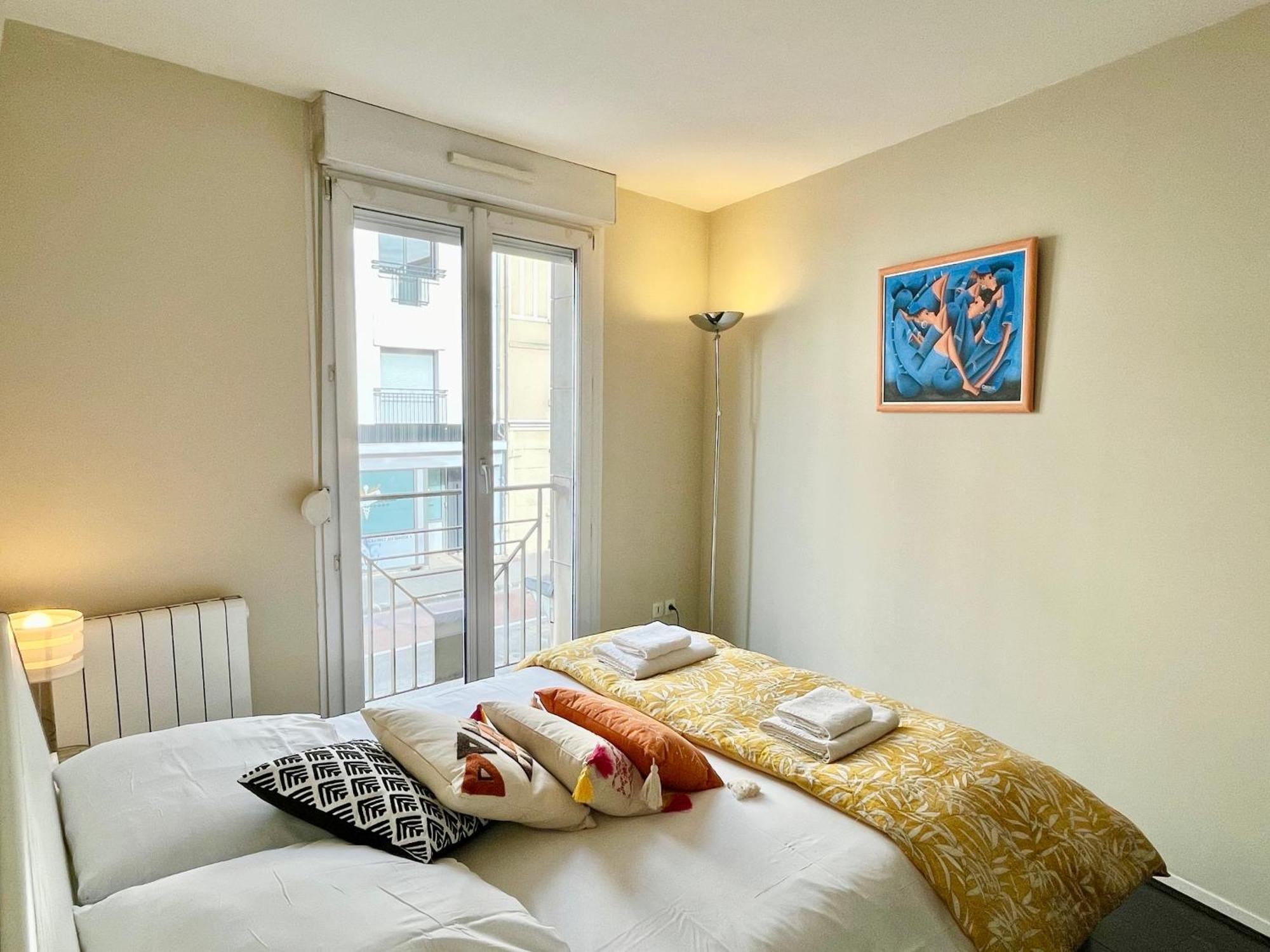 Apartment Le Forville Centre Avec Parking *